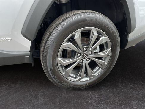 Used 2024 Toyota RAV4 Limited AWD/4WD image 9
