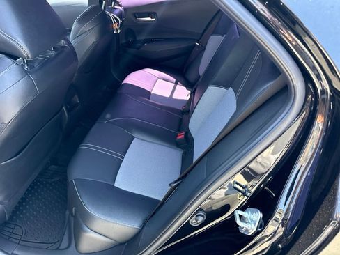 Used 2022 Toyota Corolla XSE w/ Carpet Mat Package (TMS) FWD image 4