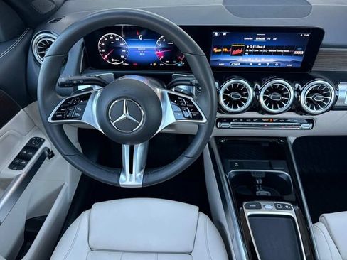 Certified 2026 Mercedes-Benz GLB 250 image 18