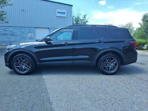 New 2026 Ford Explorer ST w/ Sun And Sound Package AWD/4WD image 6