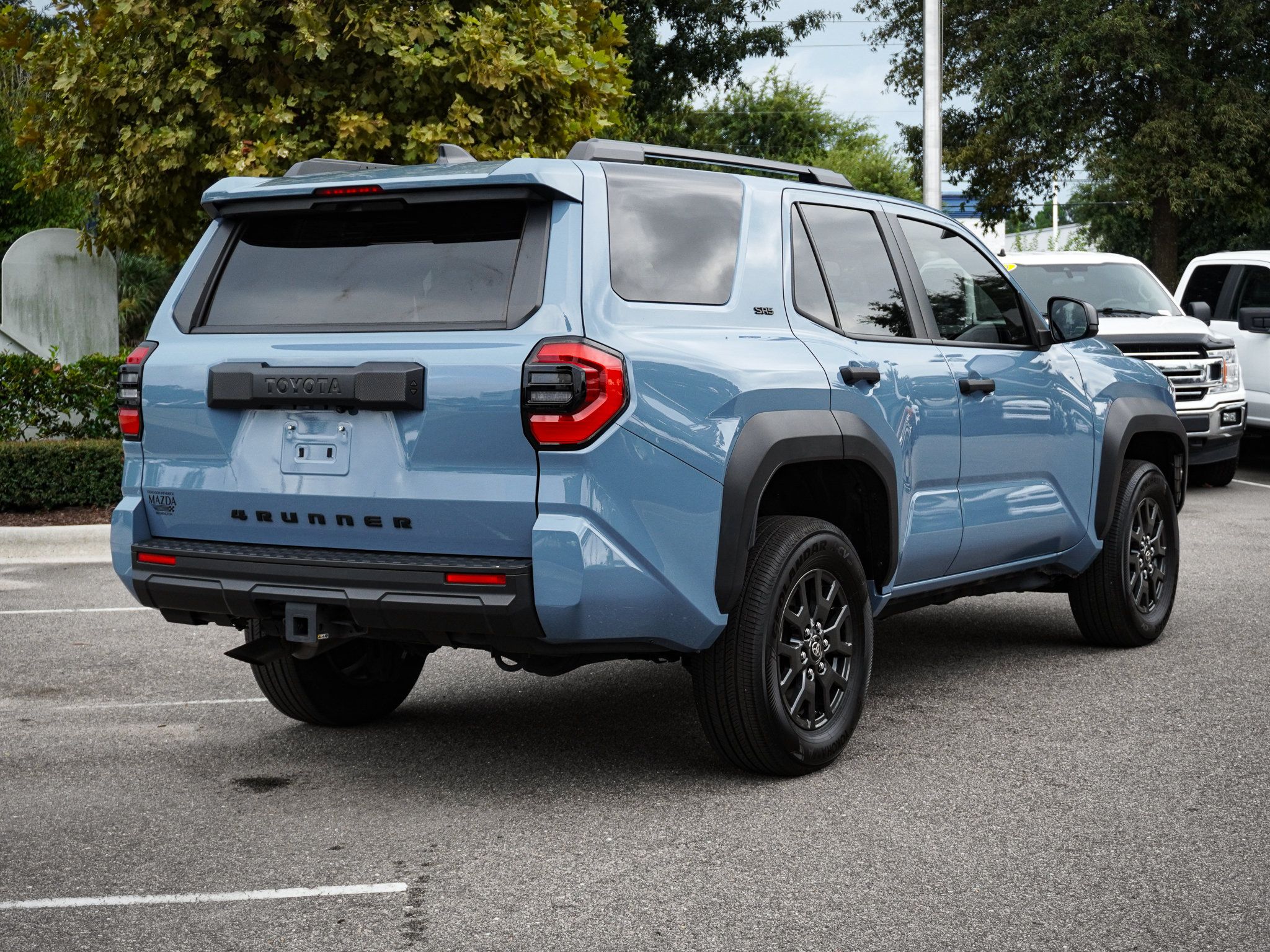Used 2025 Toyota 4Runner SR5 RWD image 10