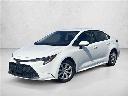 Certified 2022 Toyota Corolla LE image 25