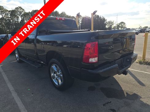 Used 2019 RAM 1500 Express w/ Express Value Package AWD/4WD image 4