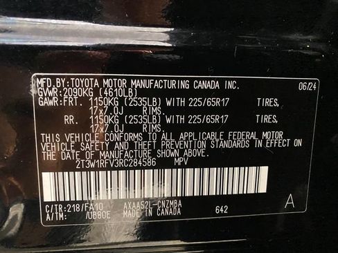 Certified 2024 Toyota RAV4 XLE FWD image 24