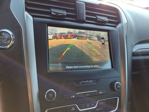 Certified 2019 Ford Fusion SE image 21