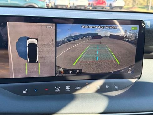 New 2026 Nissan Leaf Platinum+ w/ Cargo Package (Platinum+) image 34