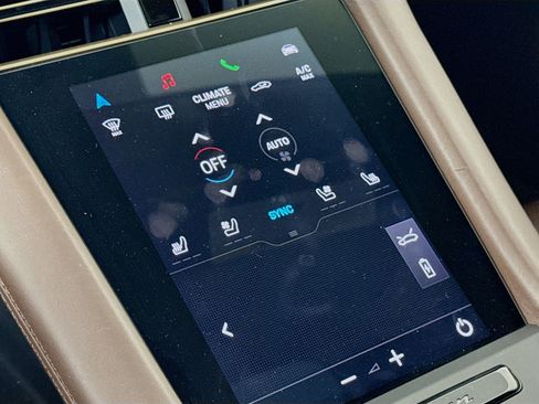 Certified 2020 Porsche Taycan 4S image 21