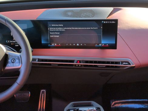 Used 2026 BMW iX xDrive45 w/ M Sport Package image 29