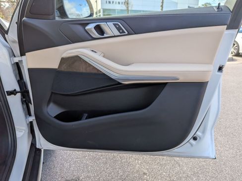 Used 2021 BMW X5 xDrive40i w/ Convenience Package image 37