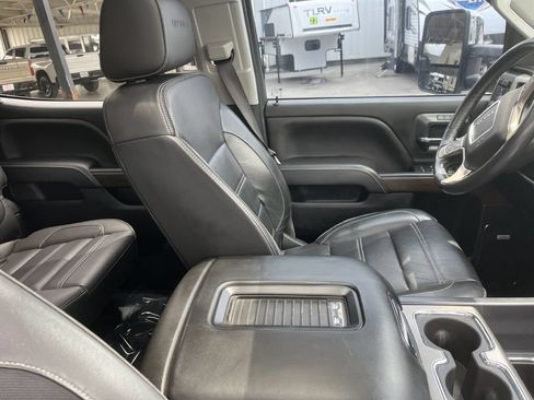 Used 2019 GMC Sierra 2500 Denali w/ Duramax Plus Package AWD/4WD image 21