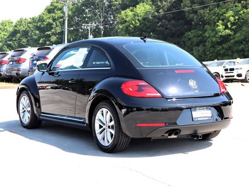 Used 2013 Volkswagen Beetle TDI image 5