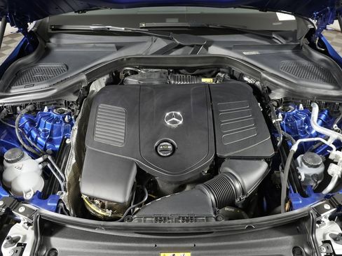 Certified 2025 Mercedes-Benz GLC 300 4MATIC image 35
