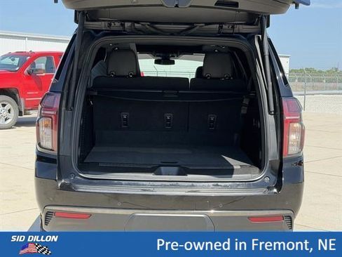 Certified 2022 Chevrolet Suburban Z71 w/ Luxury Package AWD/4WD image 5
