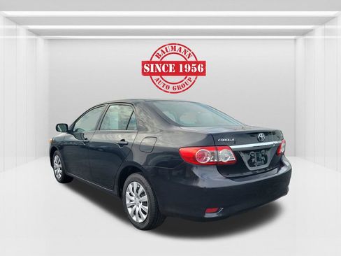 Used 2013 Toyota Corolla LE image 8