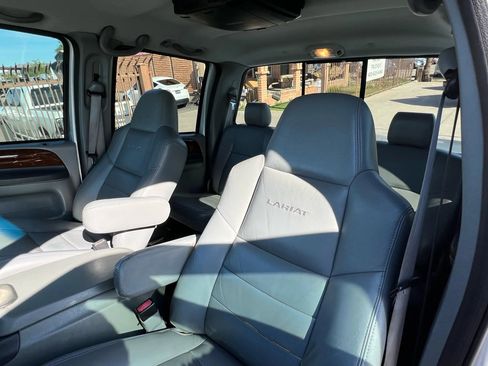 Used 2004 Ford F250 XLT image 16