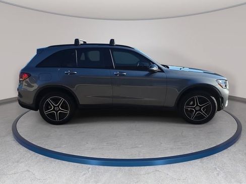 Used 2022 Mercedes-Benz GLC 300 4MATIC image 5