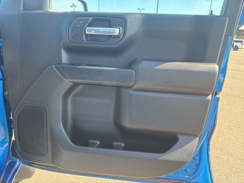Used 2023 Chevrolet Silverado 1500 Custom image 27