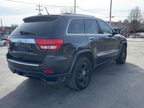 Used 2011 Jeep Grand Cherokee Limited w/ Luxury Group II image 7