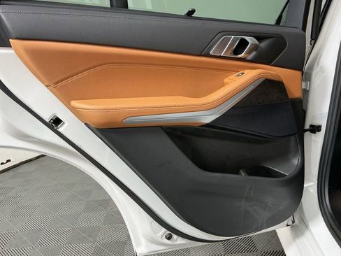 Certified 2022 BMW X5 xDrive40i w/ M Sport Package image 24