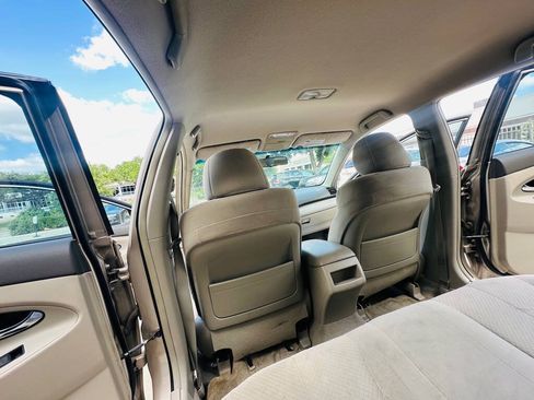 Used 2009 Toyota Camry FWD image 19