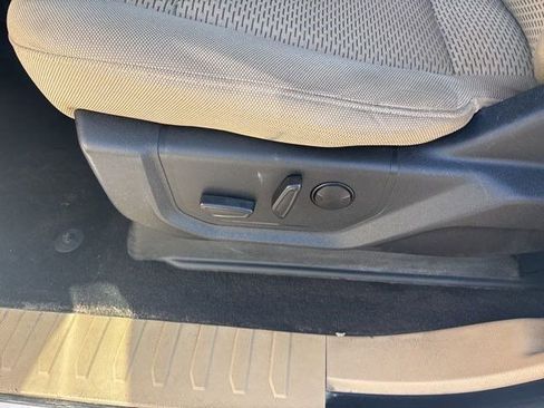 Used 2019 Ford F150 XLT w/ Equipment Group 302A Luxury image 12