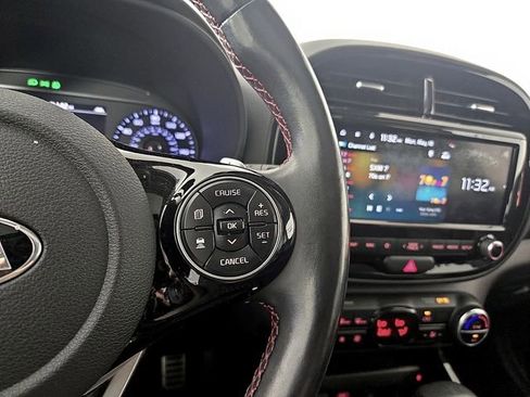 Used 2020 Kia Soul GT-Line Turbo FWD image 24