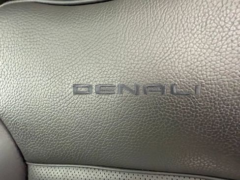 Used 2023 GMC Sierra 1500 Denali AWD/4WD image 23