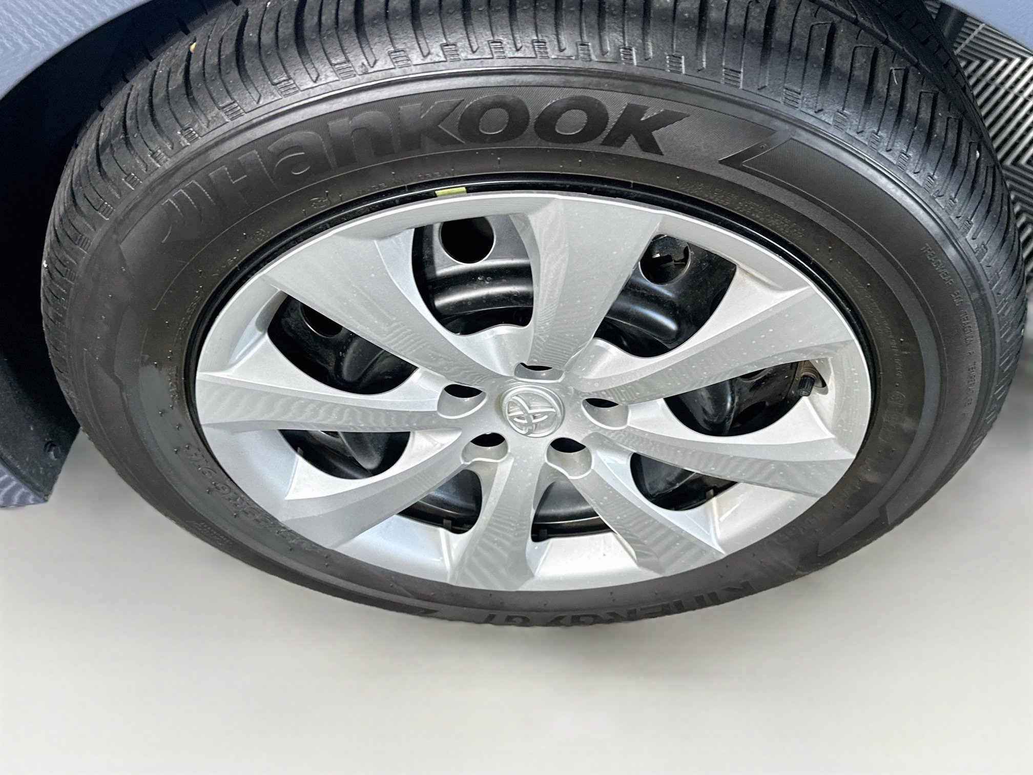Used 2026 Toyota Corolla LE FWD image 11
