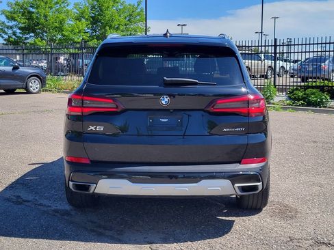 Used 2022 BMW X5 xDrive40i w/ Premium Package image 5