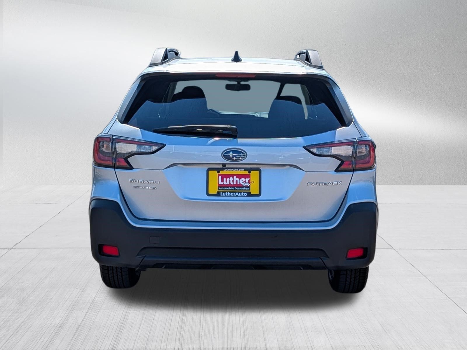 Certified 2025 Subaru Outback Premium AWD/4WD image 6