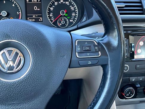 Used 2014 Volkswagen Passat TDI SE FWD image 25