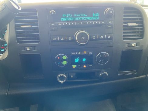 Used 2011 Chevrolet Silverado 1500 LT w/ Texas Edition image 18