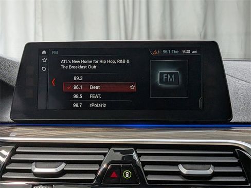 Used 2018 BMW 530i xDrive image 11