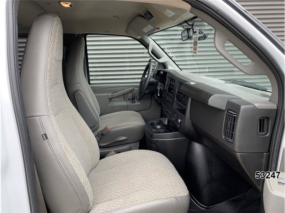 Used 2025 Chevrolet Express 3500 LS RWD image 21