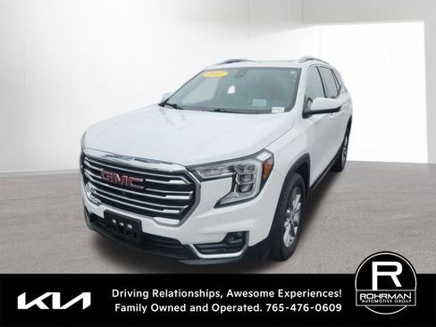 Used 2022 GMC Terrain SLT w/ Tech Package AWD/4WD image 1