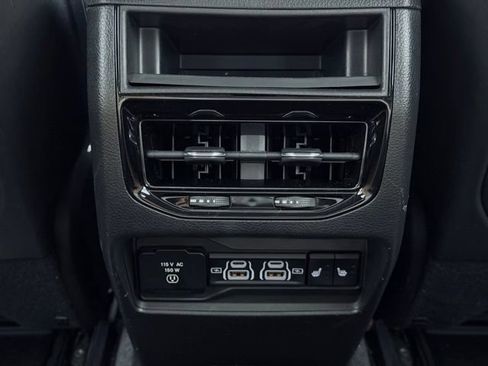 Used 2022 Jeep Grand Cherokee Limited AWD/4WD image 26