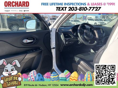 Used 2022 Jeep Cherokee Trailhawk w/ Sun, Sound & Nav Group image 21