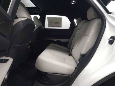 New 2026 Lexus RX 350h AWD/4WD image 7
