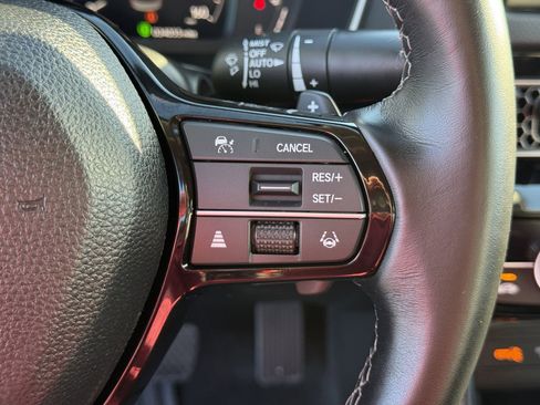 Used 2024 Honda Civic Touring image 28