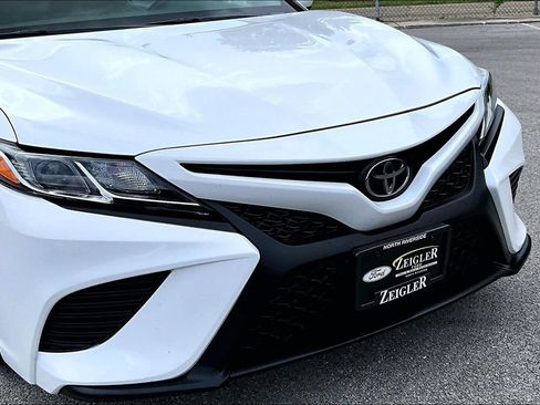 Used 2019 Toyota Camry SE FWD image 29