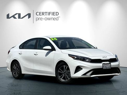 Certified 2024 Kia Forte LXS FWD image 2