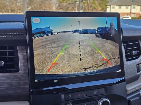 Used 2024 Ford Expedition Max Limited image 10