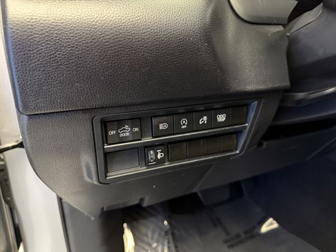 Used 2025 Toyota Tundra SR w/ SR Tow Package AWD/4WD image 13