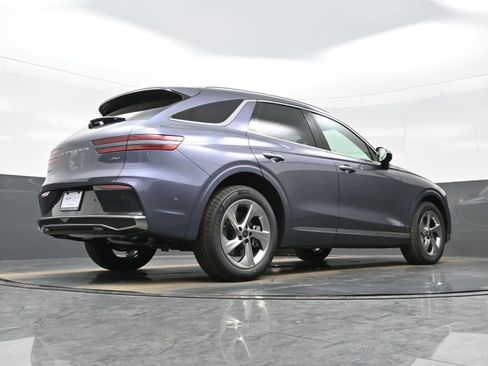 New 2026 Genesis GV70 2.5T Advanced image 17