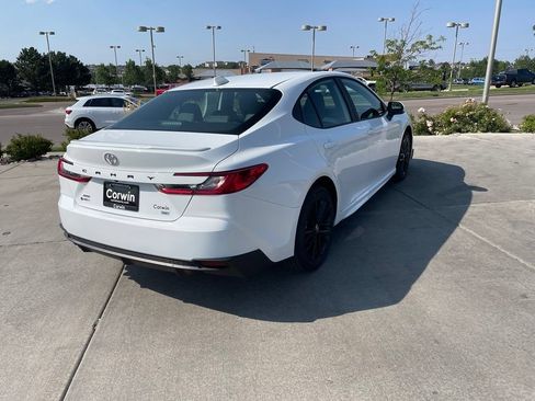 Used 2026 Toyota Camry SE w/ Convenience Package AWD/4WD image 8