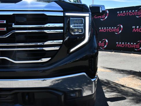 Used 2025 GMC Sierra 1500 SLT AWD/4WD image 11