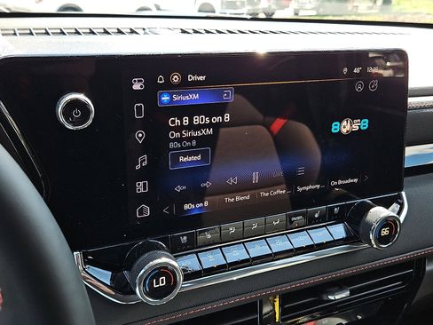 Used 2025 Chevrolet Colorado Z71 w/ Z71 Convenience Package 2 image 17