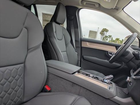 New 2026 Volvo XC90 T8 Plus w/ Protection Package AWD/4WD image 14