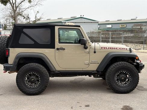 Used 2017 Jeep Wrangler Rubicon image 7
