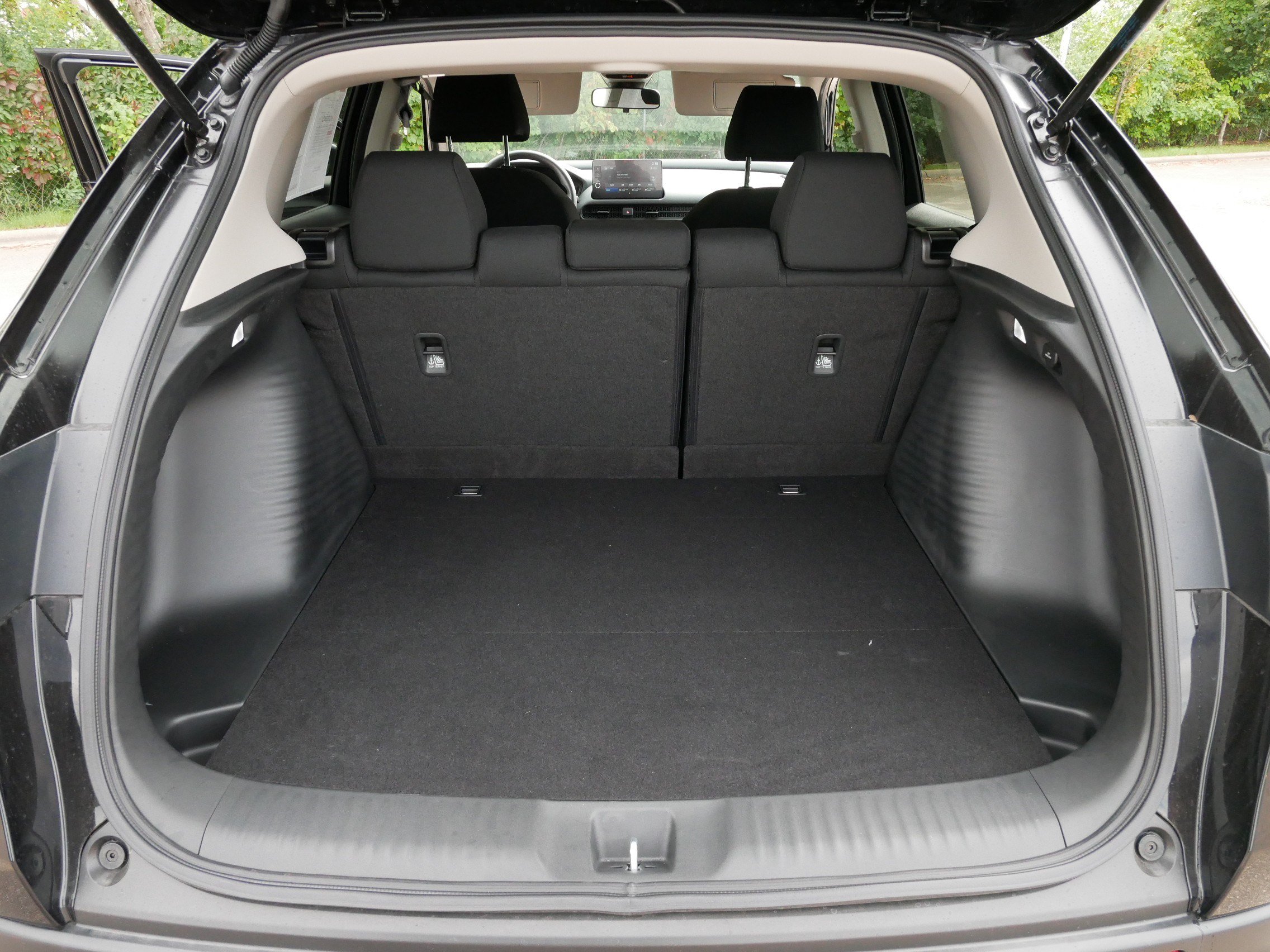 Certified 2027 Honda HR-V LX image 18